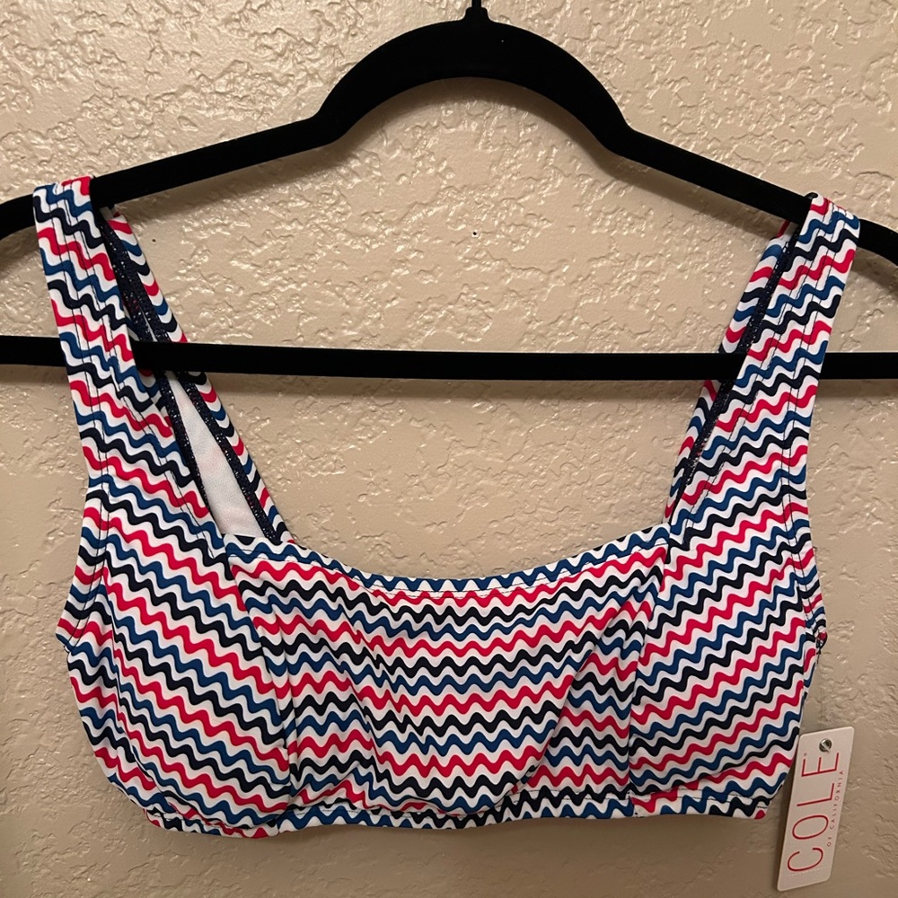 COLE of California Swim Bikini Top - Red, White & Blue Wave Print NWT Size Small